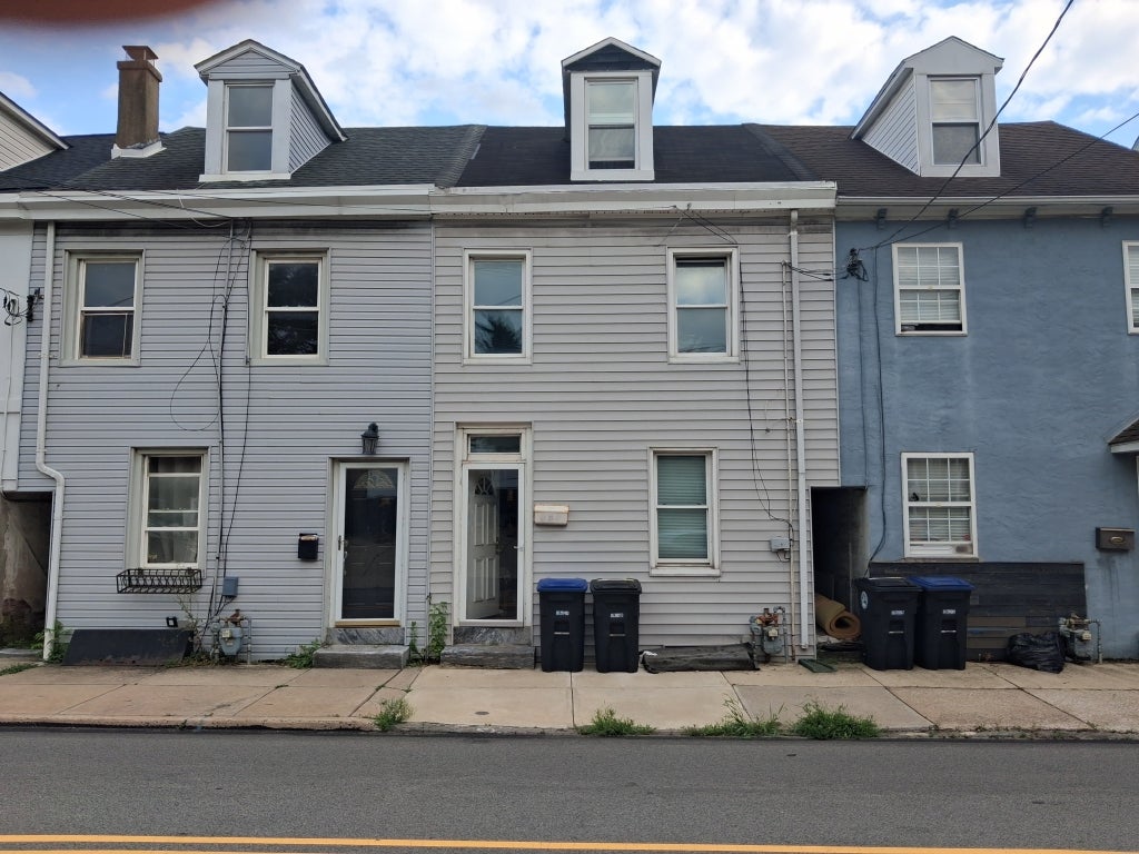 627 Hector St, Conshohocken, PA 19428