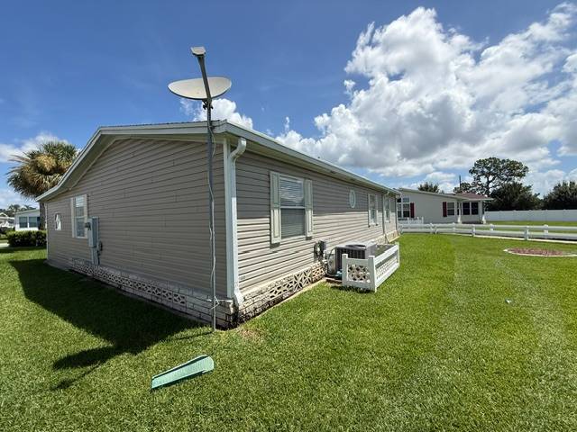 2813 Whistlestop, Sebring, FL 33872 photo