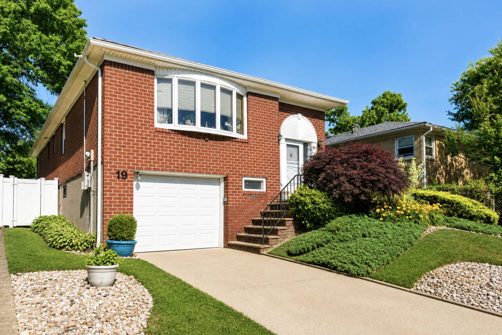19 Elias Pl, Staten Island, NY 10314 photo