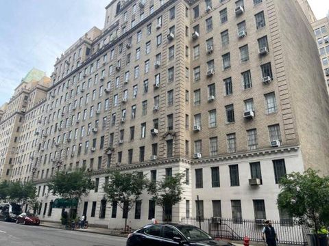 Condominium in New York NY 333 West 56th Street #2M.jpg