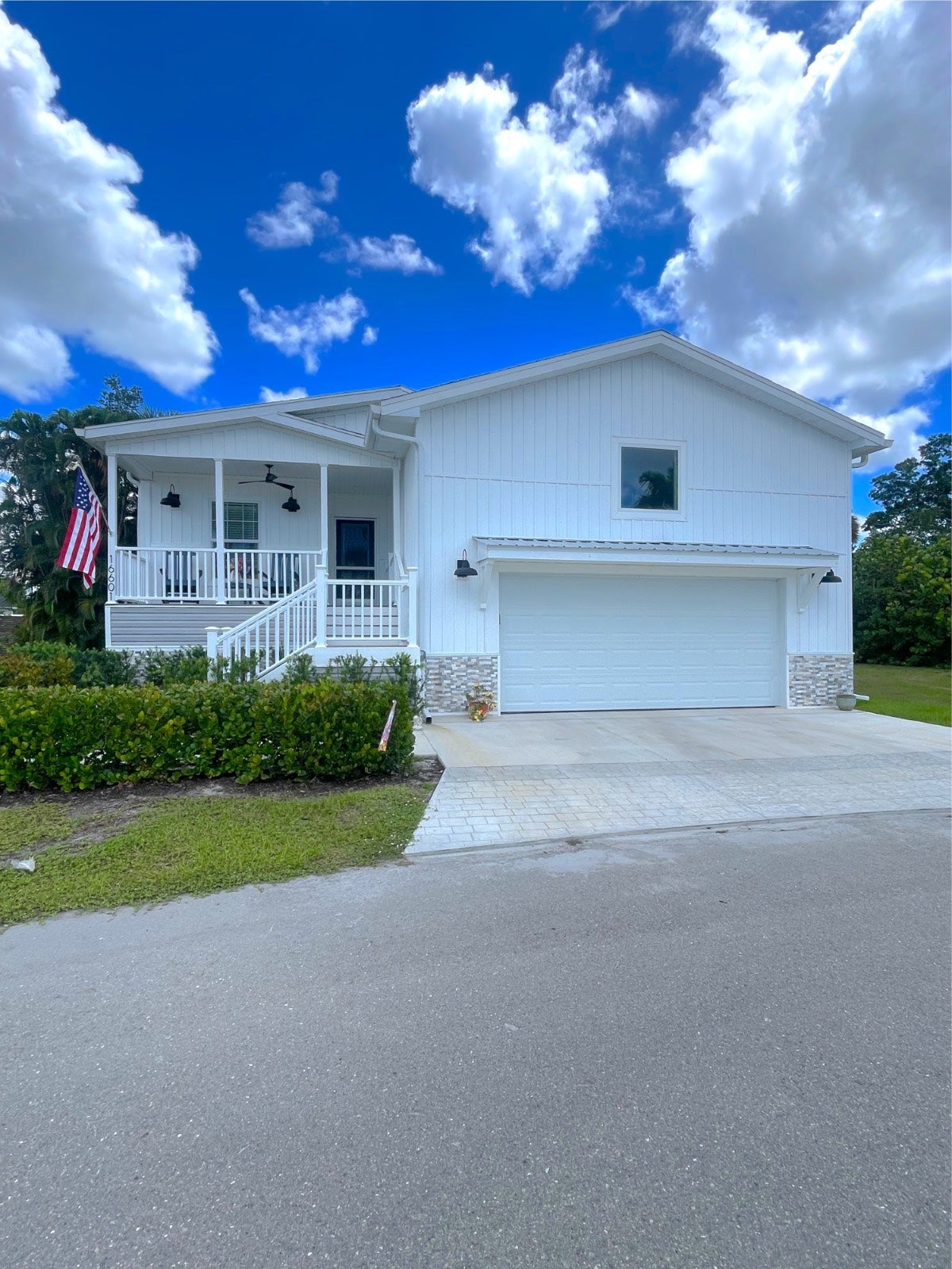 16601 Camelia Dr, Fort Myers, FL 33908 photo