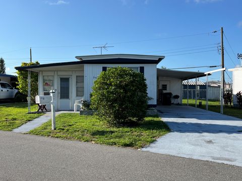 Manufactured Home in Lakeland FL 64 Violet Lane.jpg