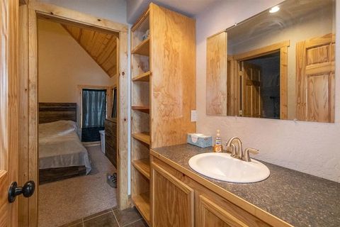 Single Family Residence in Tioga ND 214 1st street NW St 7.jpg