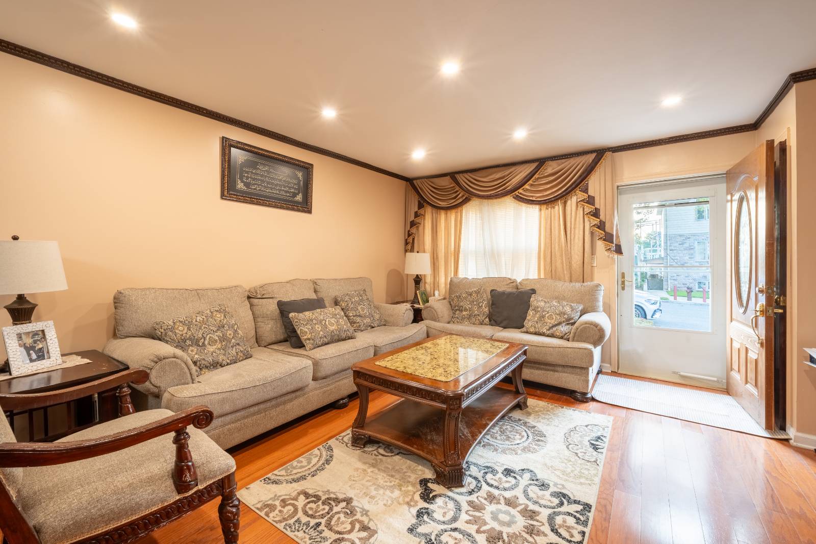 326 Virginia Ave, Staten Island, NY 10305 photo