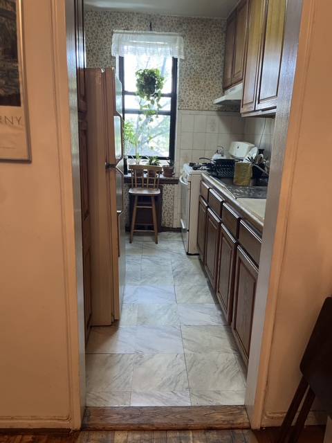 740 E 232nd St #3 E, Bronx, NY 10466 photo