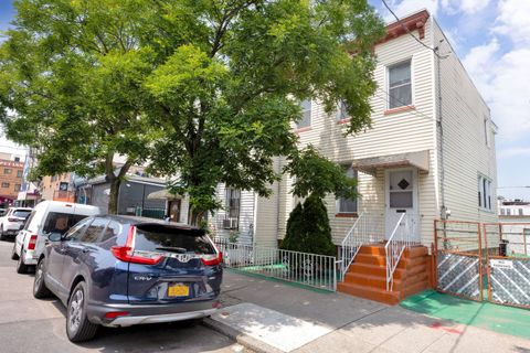 Single Family Residence in New York NY 1619 George St.jpg