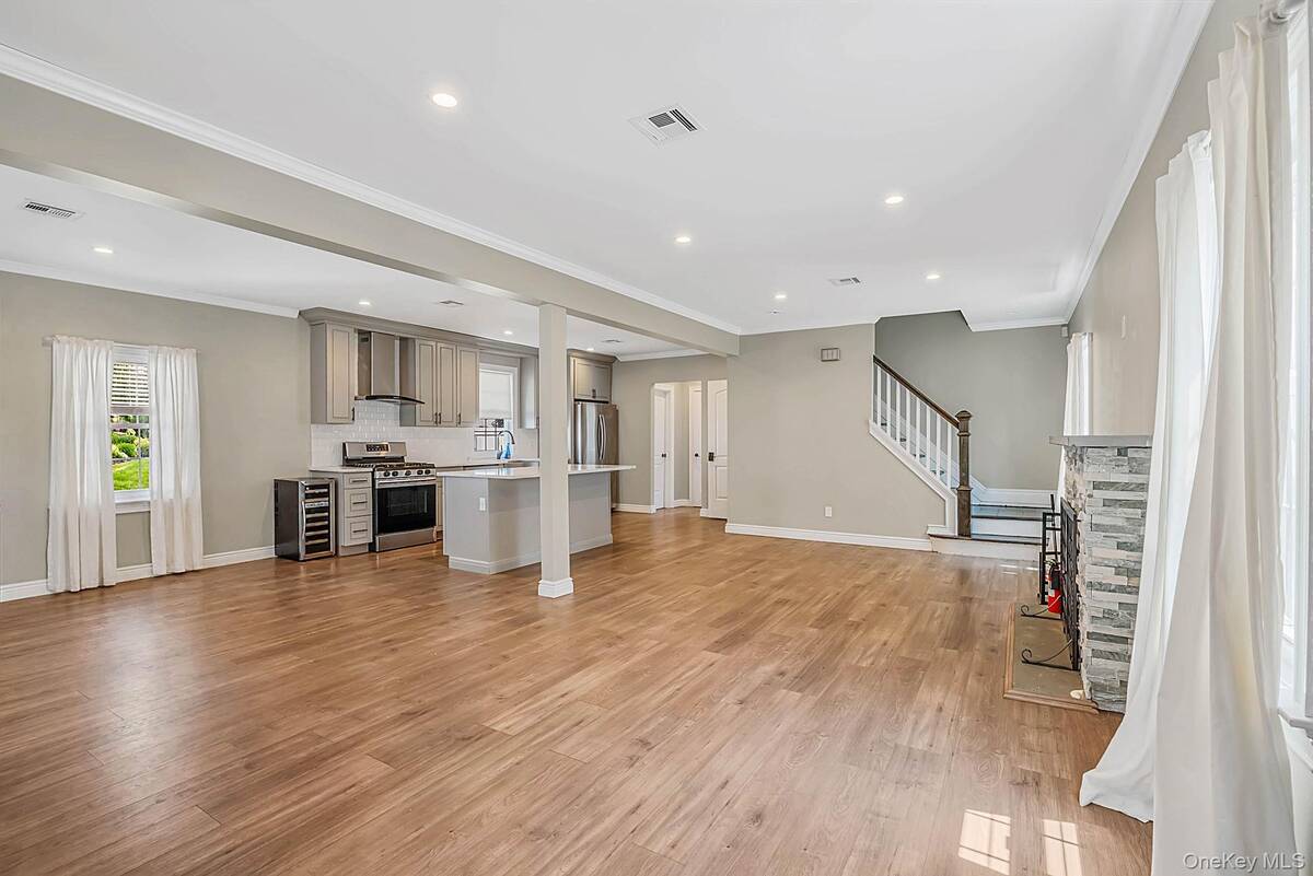 1365 Langdon Blvd, Rockville Centre, NY 11570 photo