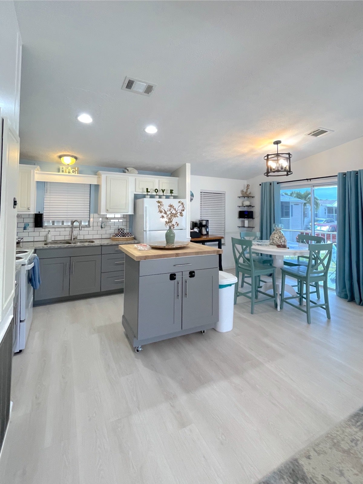 94 Jova Trl, Fort Myers Beach, FL 33931 photo