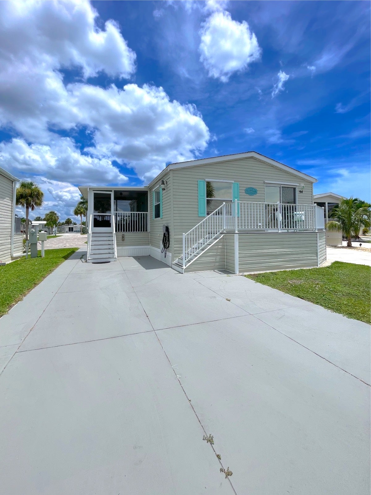 94 Jova Trl, Fort Myers Beach, FL 33931