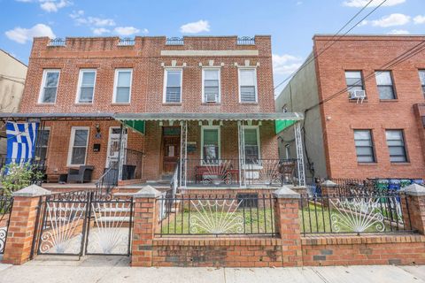 Multi Family in ASTORIA NY 23-39 26 Street.jpg