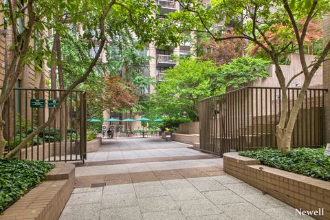 Condominium in New York NY 5 East 22nd Street #19D 10.jpg