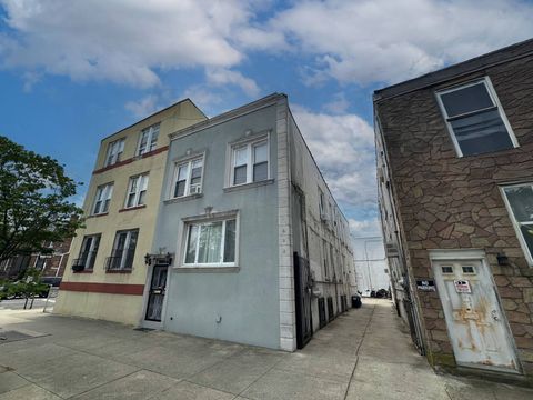 Single Family Residence in Brooklyn NY 2622 Avenue Y.jpg