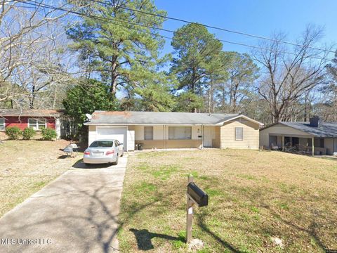 Single Family Residence in Jackson MS 1340 Dianne Drive.jpg