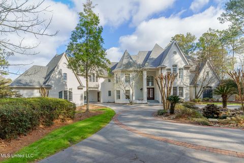 Single Family Residence in Hattiesburg MS 119 Canebrake Boulevard.jpg