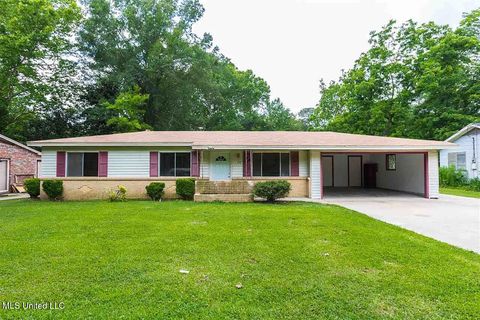 Single Family Residence in Jackson MS 1073 Maria Drive.jpg
