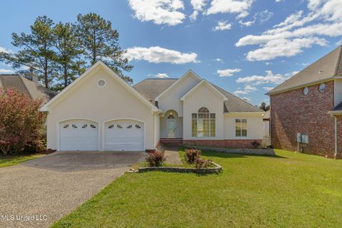 Single Family Residence in Hattiesburg MS 98 W Shore Drive.jpg