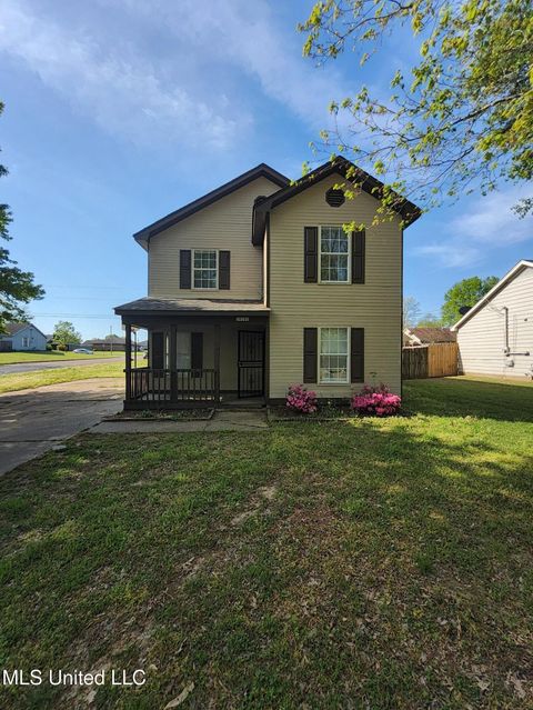 Single Family Residence in Olive Branch MS 10101 Stephenson Lane.jpg