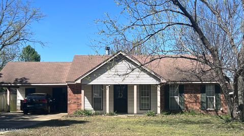 Single Family Residence in Horn Lake MS 6555 Jamestown Drive.jpg