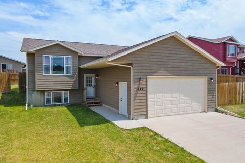 Single Family Residence in Box Elder SD 342 Big Badger Drive.jpg