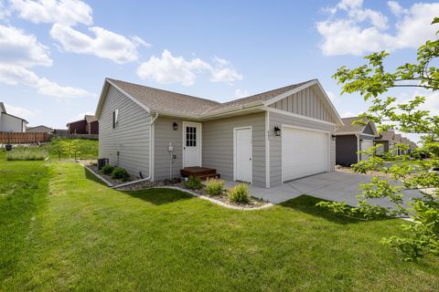 Single Family Residence in Rapid City SD 602 Diamond Ridge Boulevard.jpg