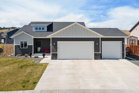 Single Family Residence in Rapid City SD 4635 Misty Woods Lane.jpg