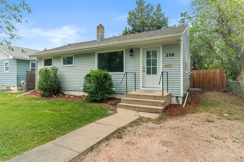 Single Family Residence in Rapid City SD 206 E St. Anne Street.jpg