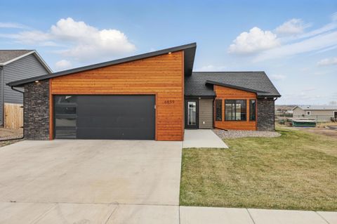 Single Family Residence in Rapid City SD 6699 Receda Street.jpg