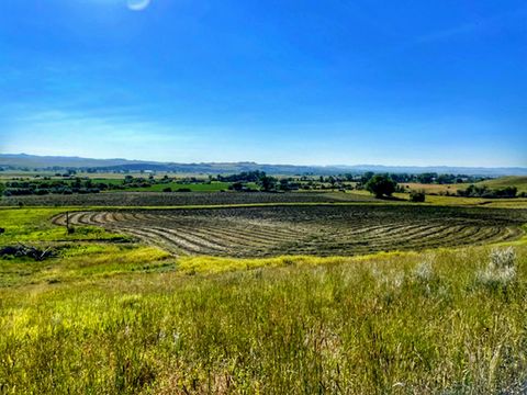 Farm in Garryowen MT 435 W Onion Creek Road 3.jpg