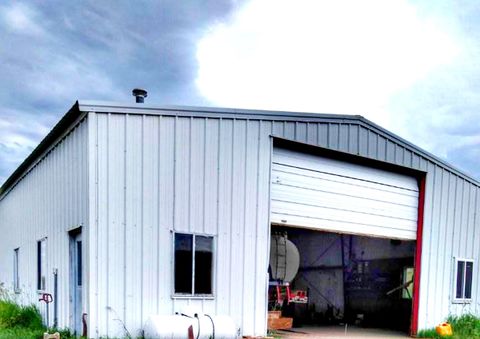 Farm in Garryowen MT 435 W Onion Creek Road 8.jpg