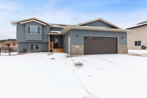 Single Family Residence in Sturgis SD 2654 Meadow.jpg