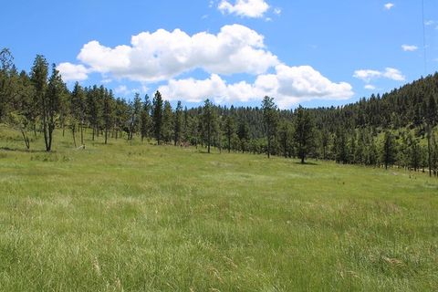  in Hulett WY Tract 9a Bay Mountain Road.jpg