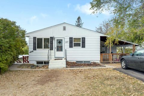 Duplex in Rapid City SD 1127 Holcomb Avenue.jpg