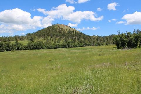  in Hulett WY 11a Bay Mountain Road.jpg