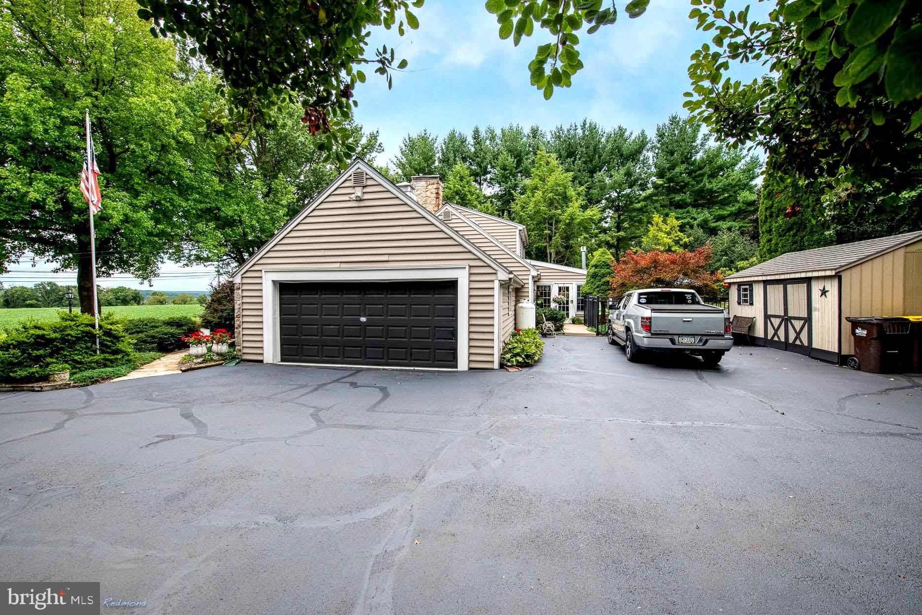 273 State Road, Royersford, PA 19468 photo