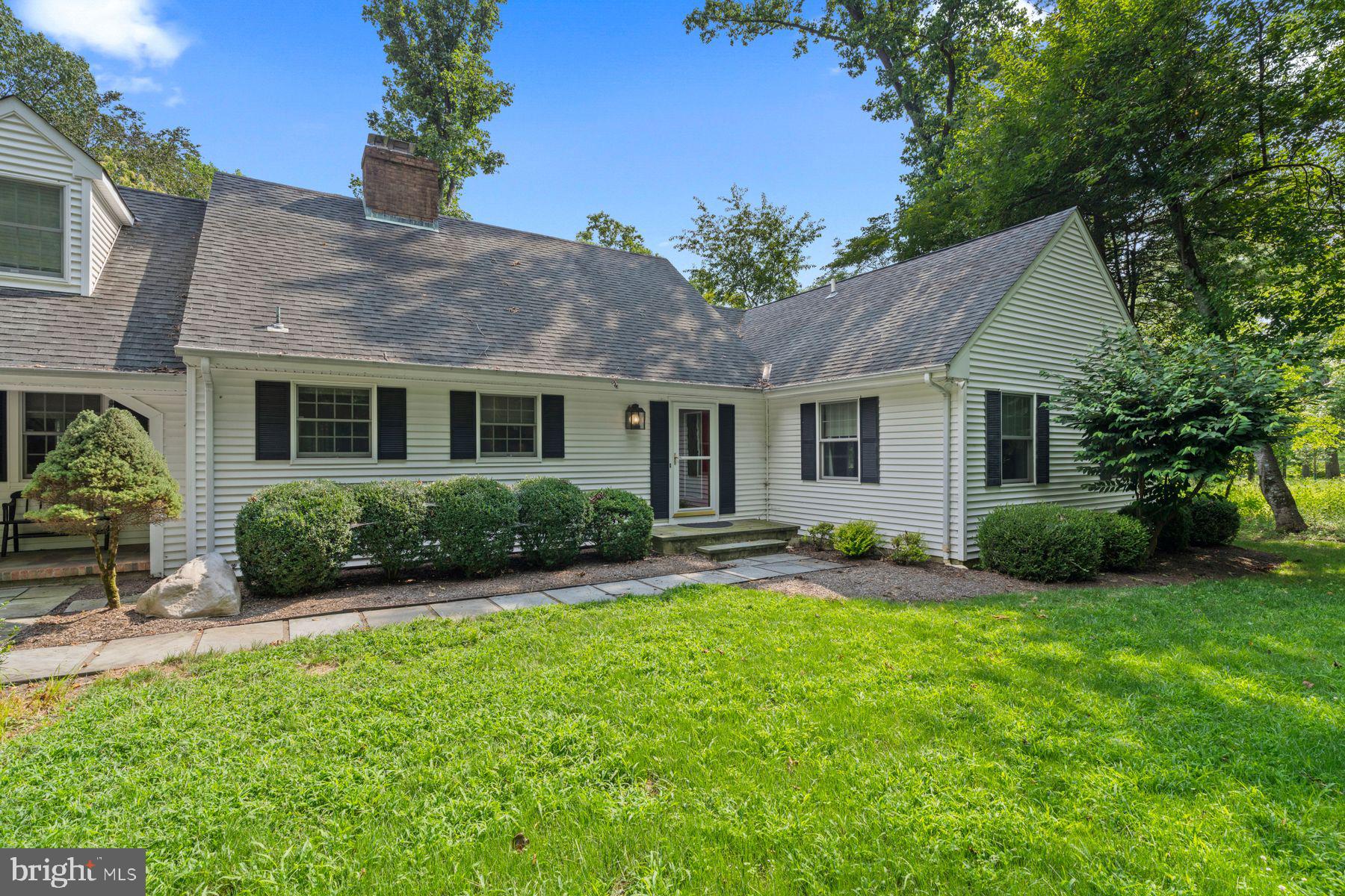 42 Harbourton Woodsville, Pennington, NJ 08534 photo