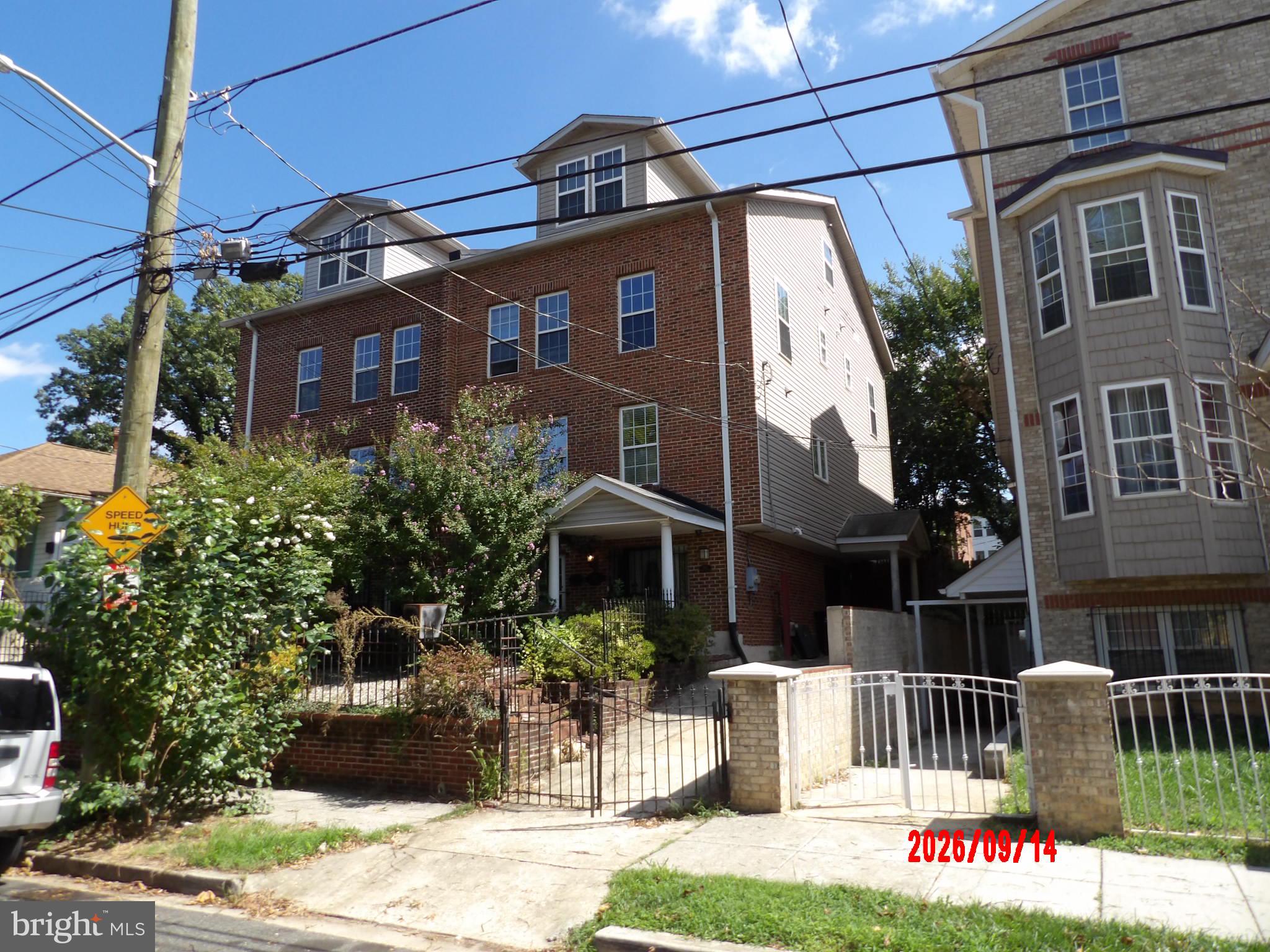 223 56th Pl, Washington, DC 20019
