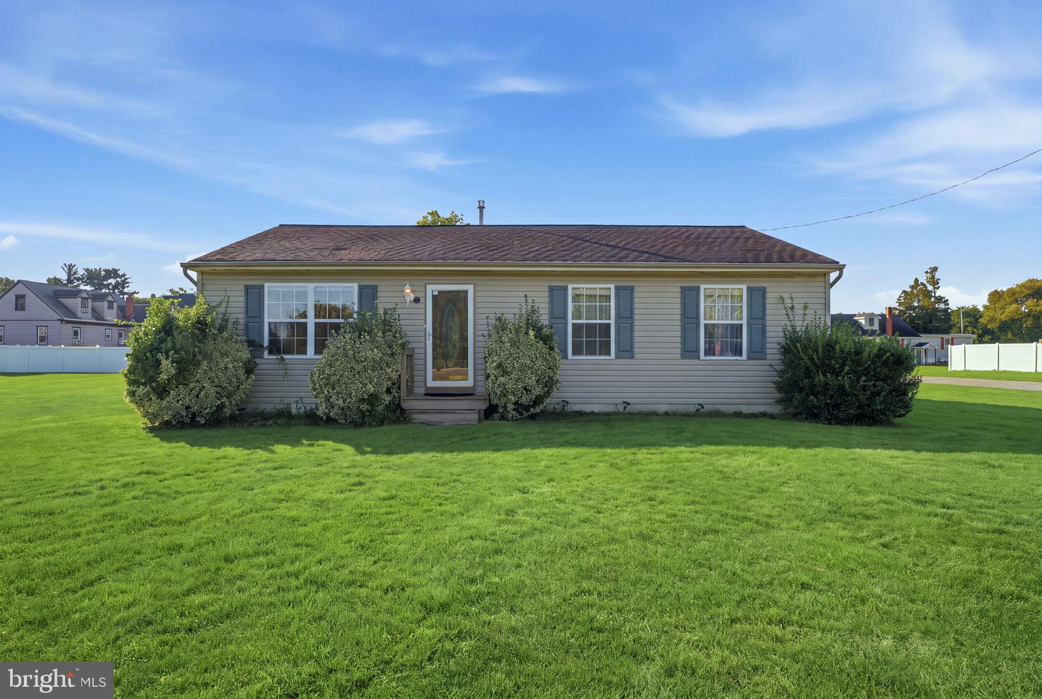 9 Norman Ave, Penns Grove, NJ 08069