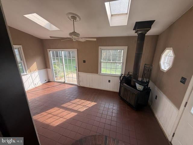 1409 Tieman Dr, Glen Burnie, MD 21061 photo