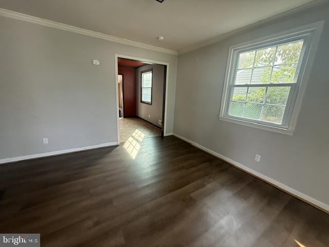 1409 Tieman Dr, Glen Burnie, MD 21061 photo