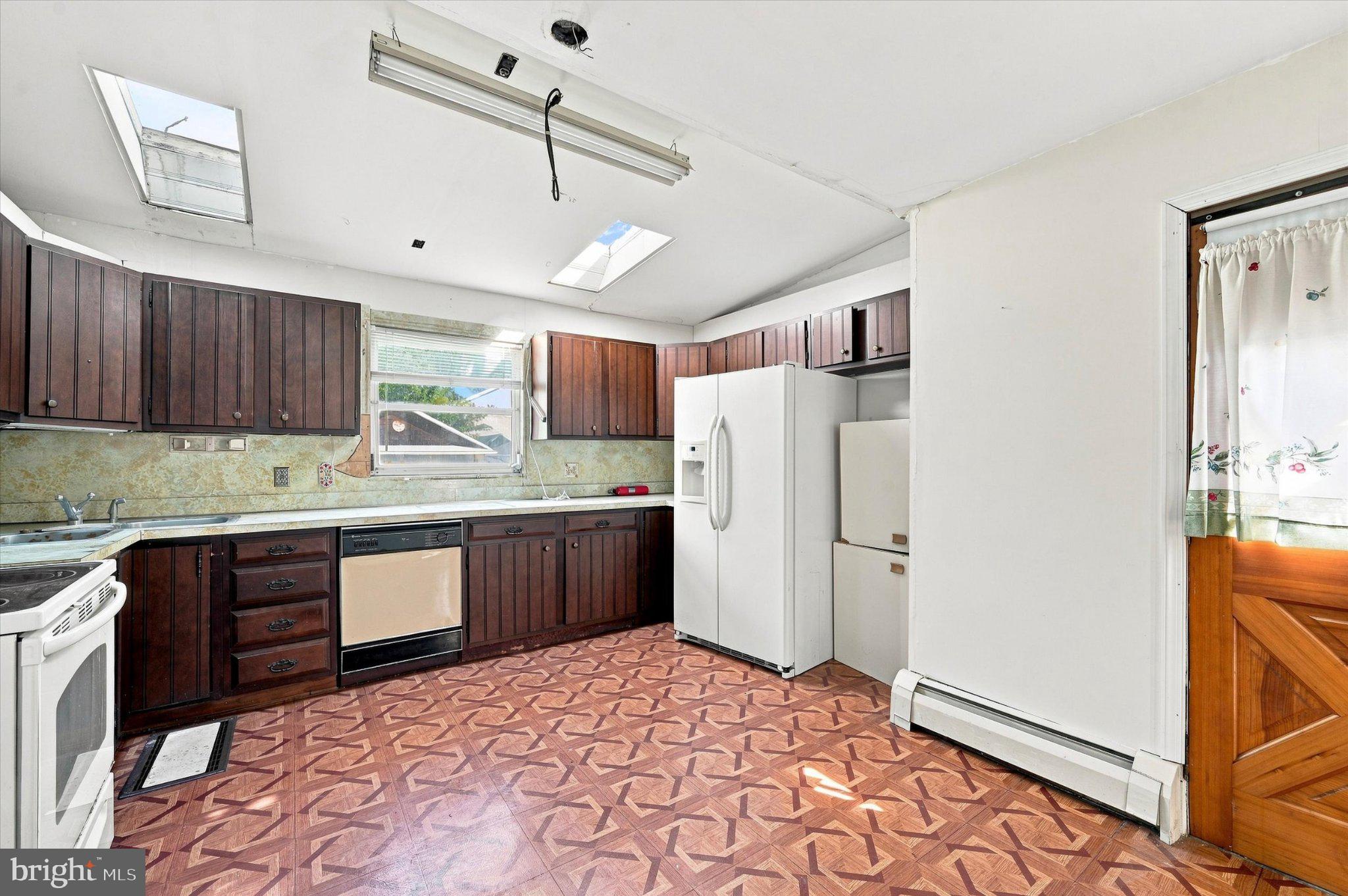 521 10th Ave, Prospect Park, PA 19076 photo