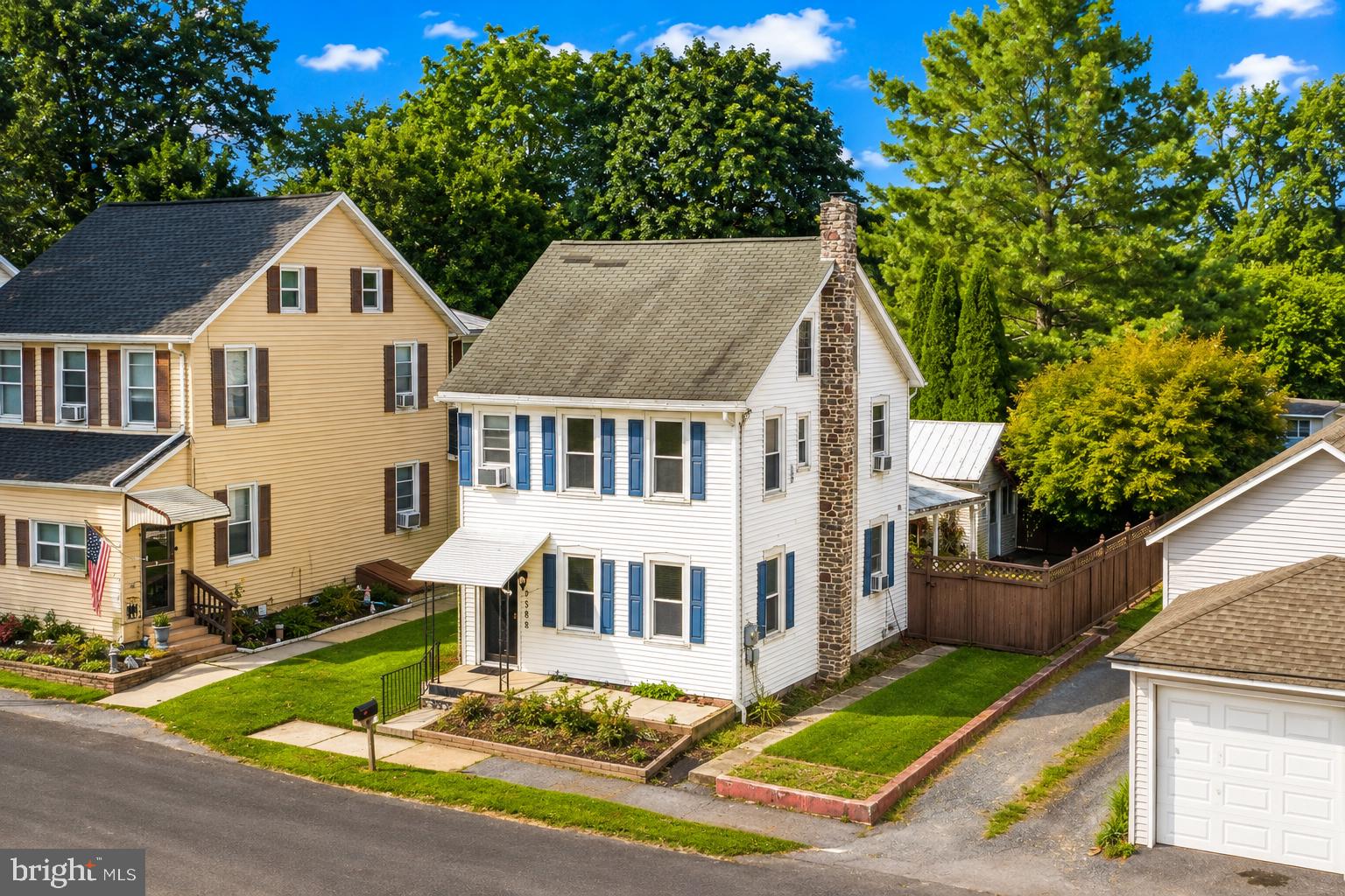 7588 Trexler Cir, Trexlertown, PA 18087