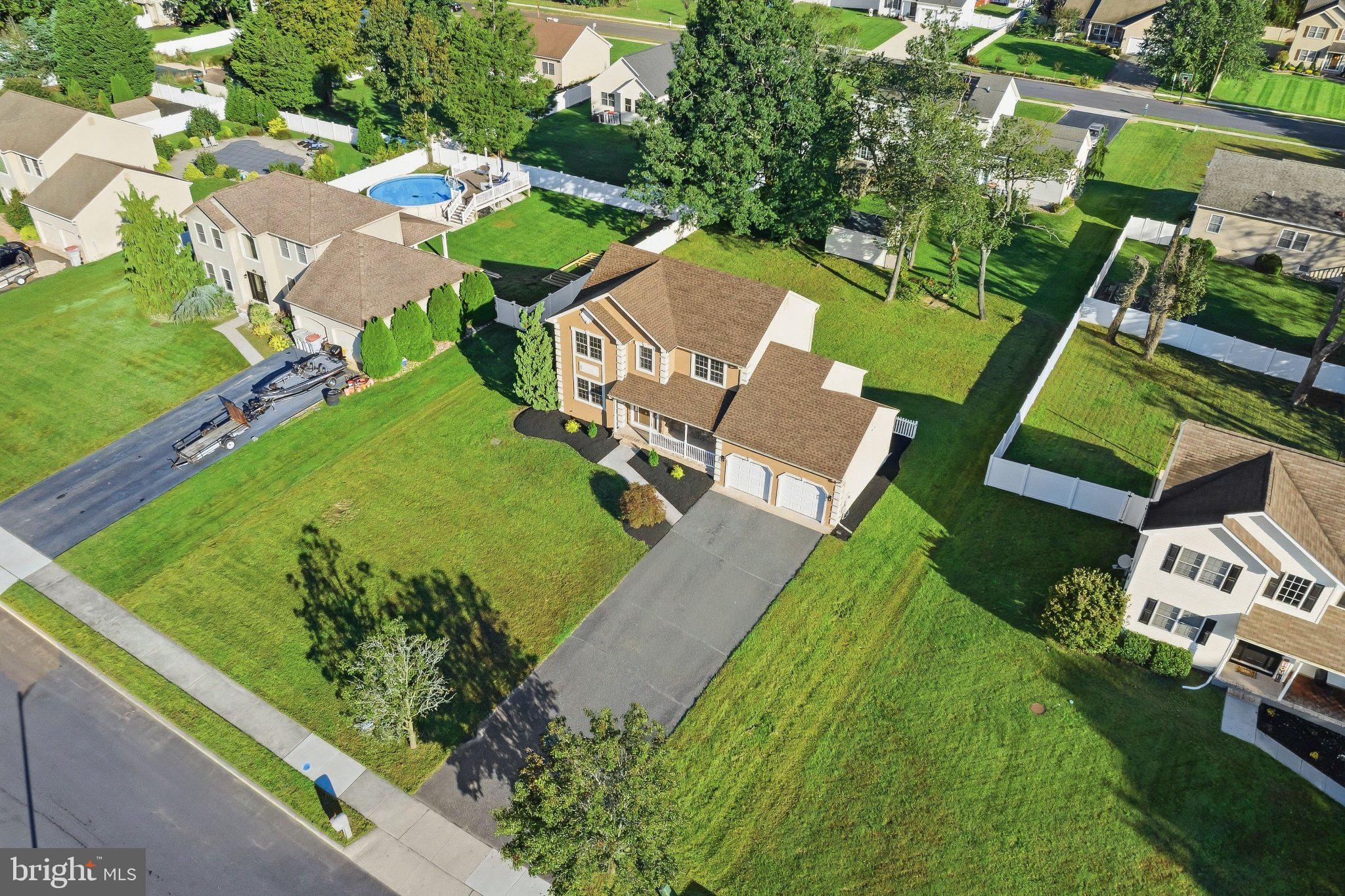 520 Kristian Dr, Vineland, NJ 08360 photo