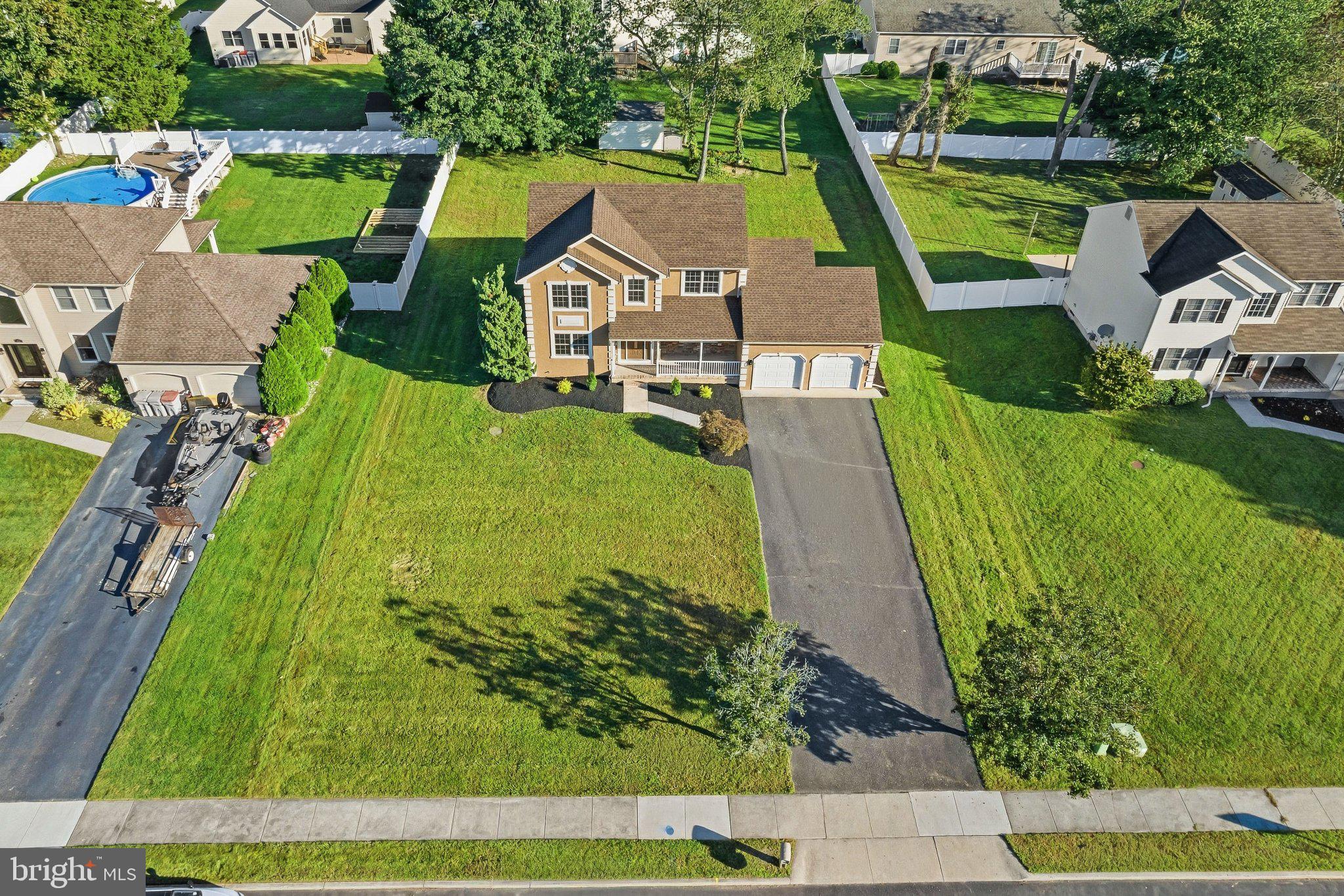 520 Kristian Dr, Vineland, NJ 08360 photo