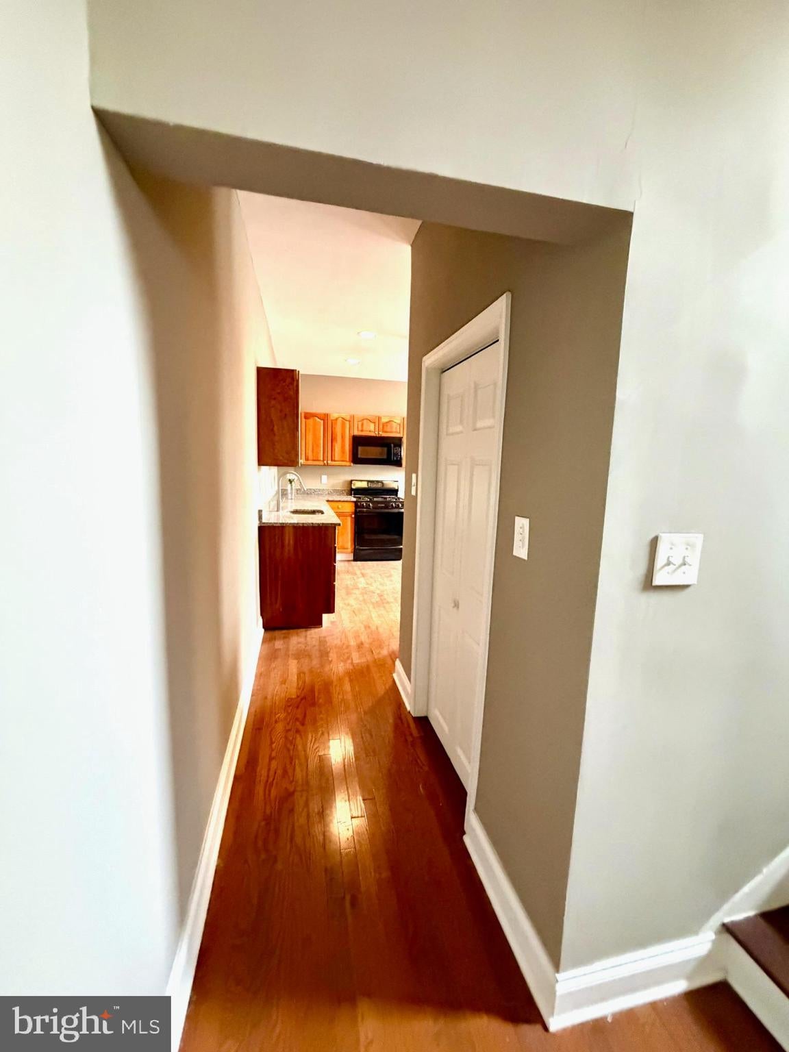 639 S Conkling St, Baltimore, MD 21224 photo