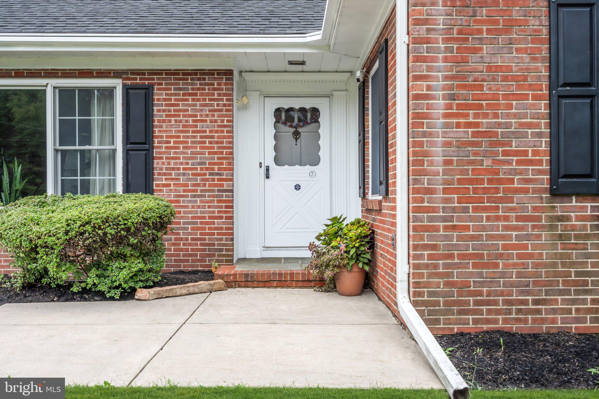 402 Washington Crossing Pennington Rd, Titusville, NJ 08560 photo