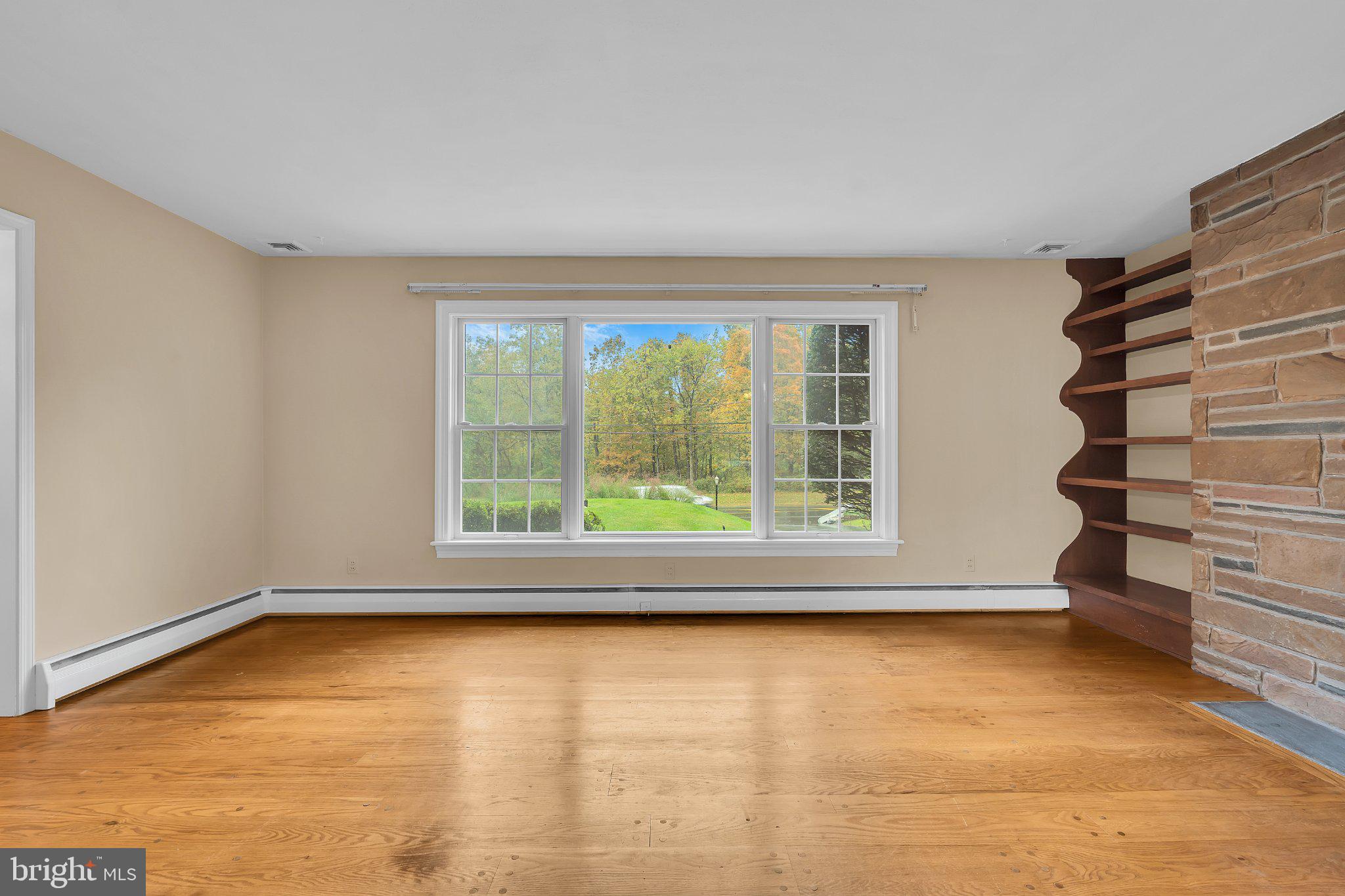 402 Washington Crossing Pennington Rd, Titusville, NJ 08560 photo
