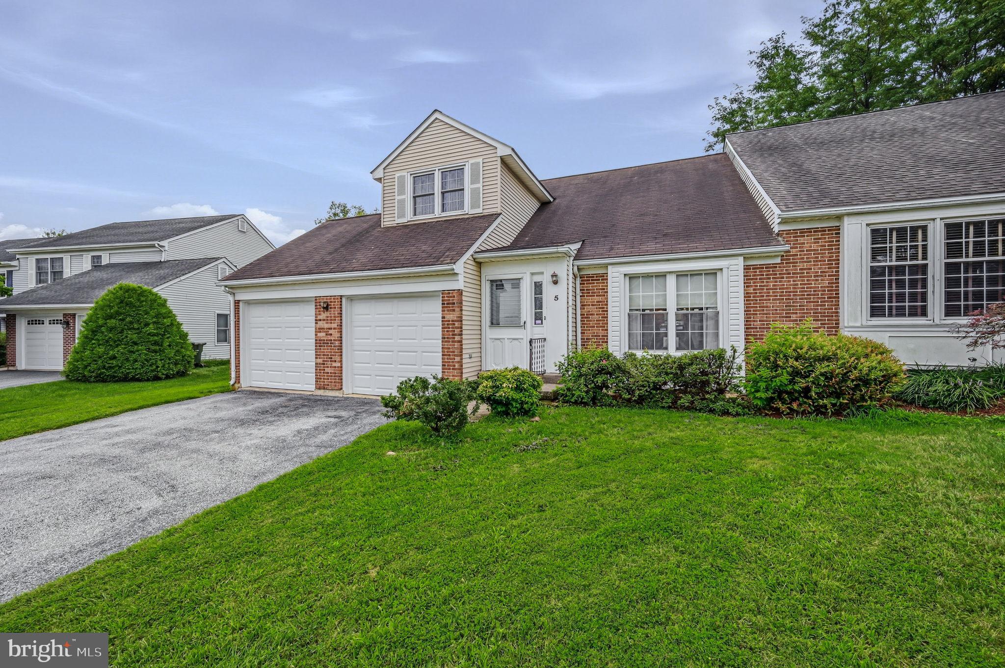 5 Long Meadow Ct, Newark, DE 19711 photo