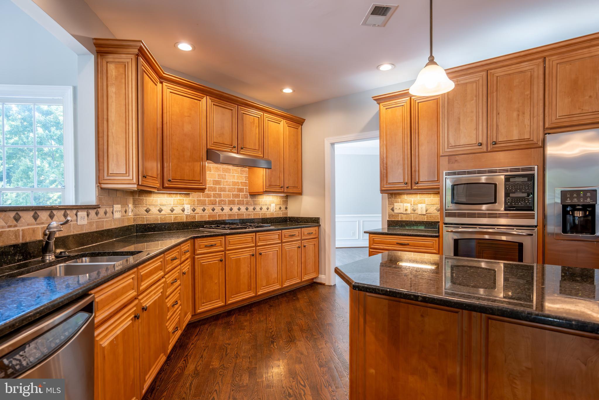 20262 Kiawah Island Dr, Ashburn, VA 20147 photo