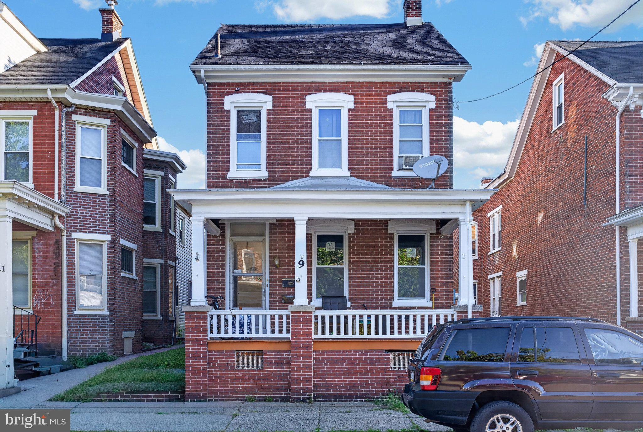 9 3rd St, Pottstown, PA 19464