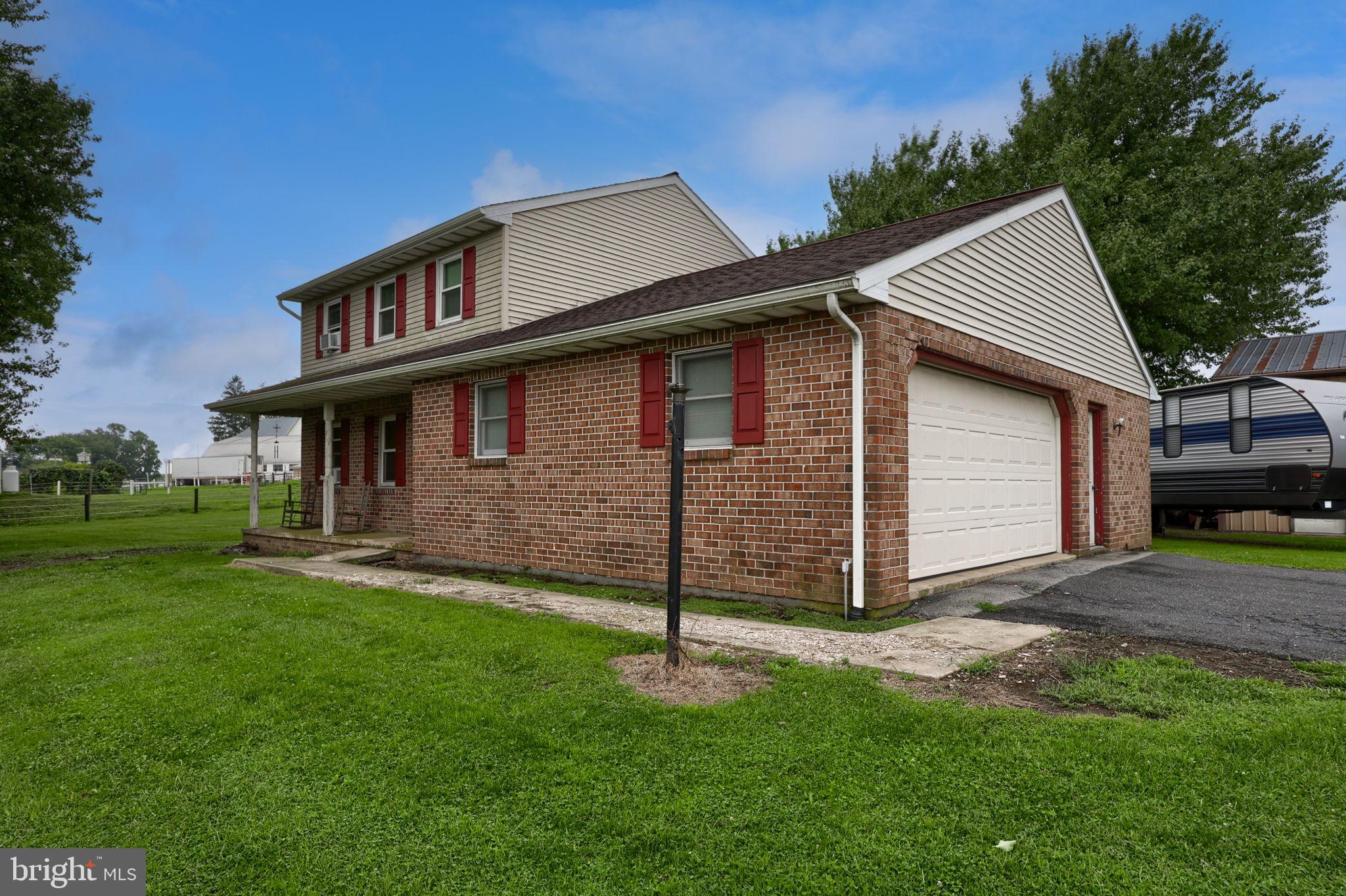 1920 Rockvale Rd, Lancaster, PA 17602 photo